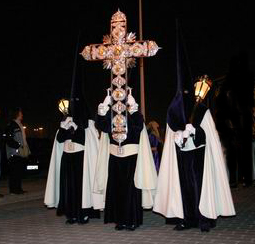 Cruz en procesión